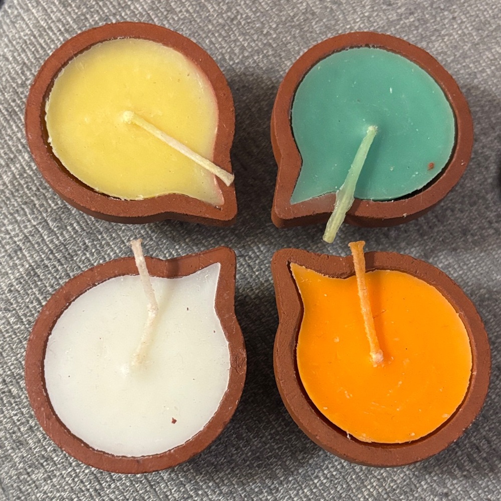 Leaf-Shaped Candle Set in Earthy Tones 🍂